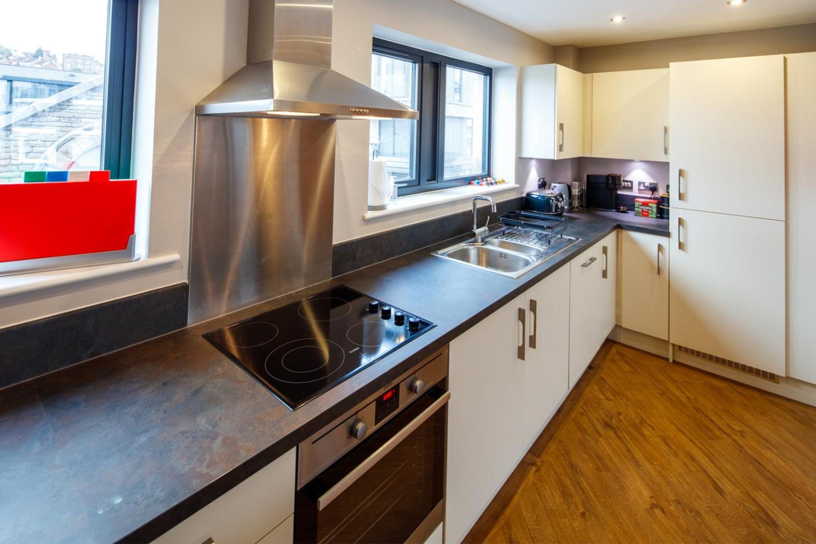 The Boat House Apartment By Cliftonvalley Apartments Bristol Exterior photo
